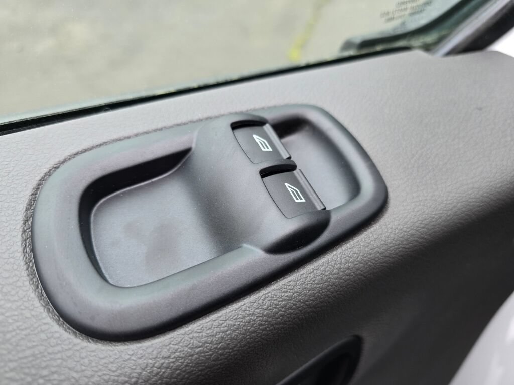 New 2026 Ford Transit 250 148 Medium Roof RWD image 15