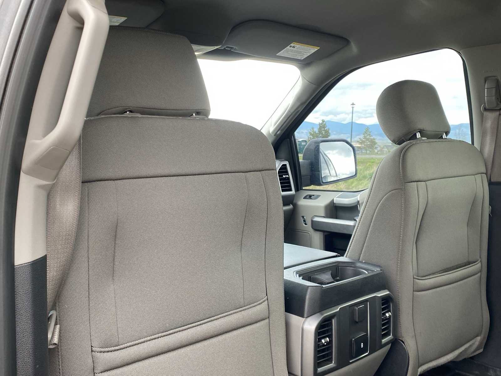 Used 2018 Ford F150 XLT w/ Equipment Group 302A Luxury AWD/4WD image 33