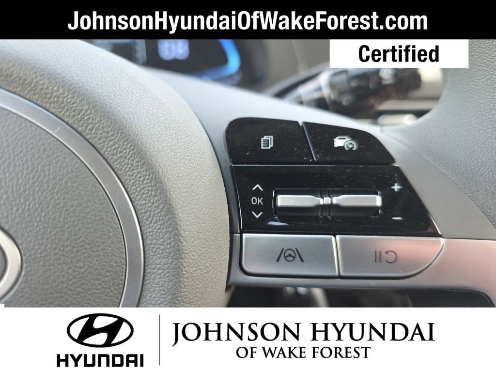 Certified 2025 Hyundai Elantra SE image 25