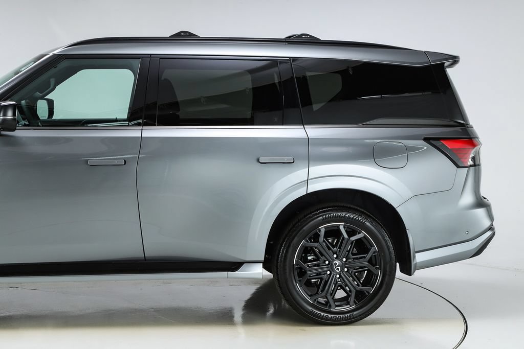 New 2026 INFINITI QX80 4WD w/ Sport Exterior Package image 4