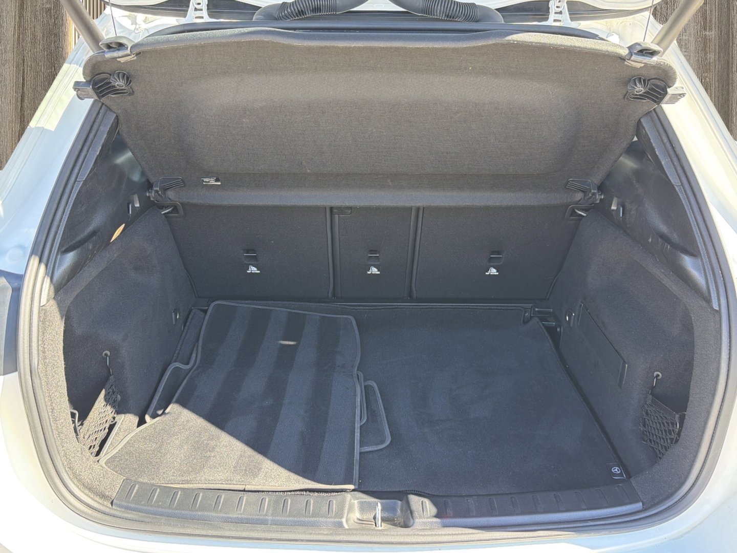 Used 2021 Mercedes-Benz GLA 250 4MATIC w/ Premium Package image 65