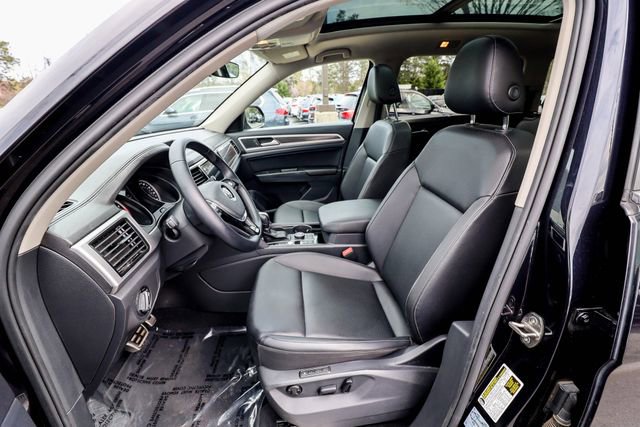 Used 2018 Volkswagen Atlas SEL w/ R-Line Package image 31