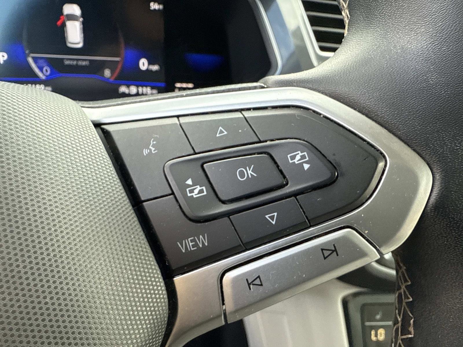 Certified 2022 Volkswagen Tiguan SE image 26