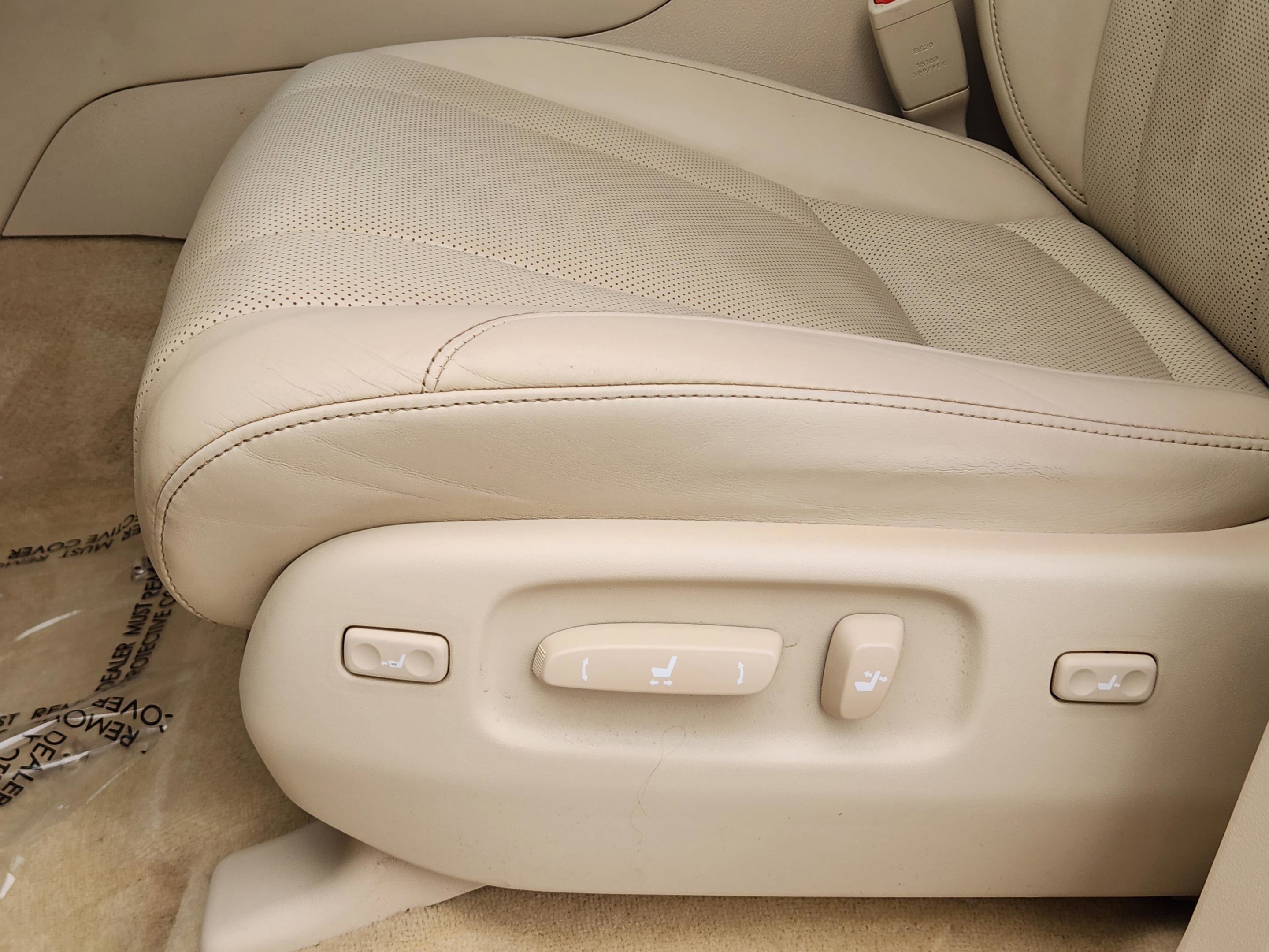 Certified 2021 Lexus LX 570 4WD w/ Luxury Package image 22