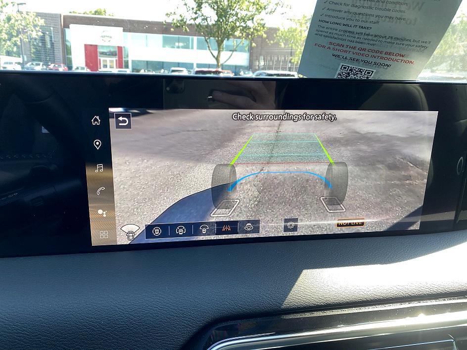 New 2026 Nissan Armada SL w/ Captain's Chari Seat Package image 12