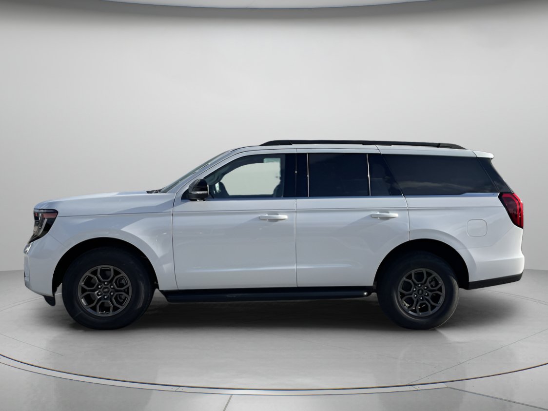 New 2026 Ford Expedition Active RWD image 6