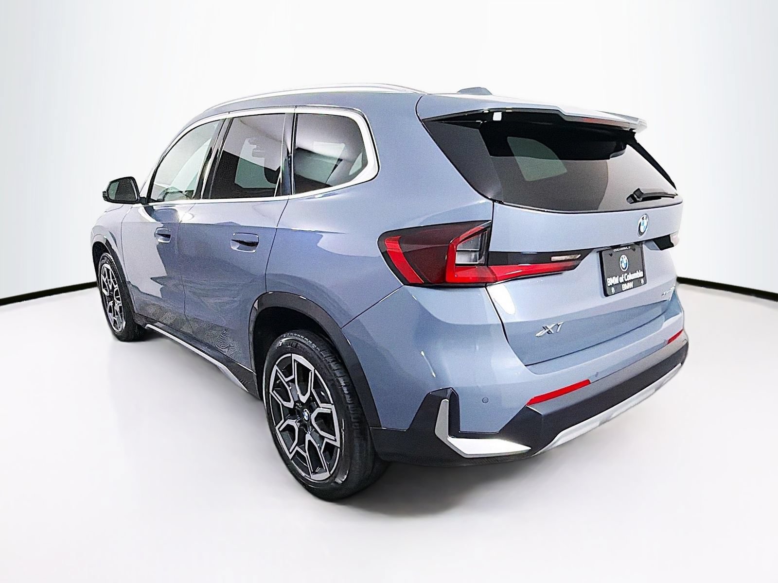 Used 2024 BMW X1 xDrive28i w/ Technology Package AWD/4WD image 5