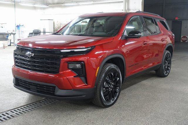 New 2026 Chevrolet Traverse LT w/ Midnight/Sport Edition image 3