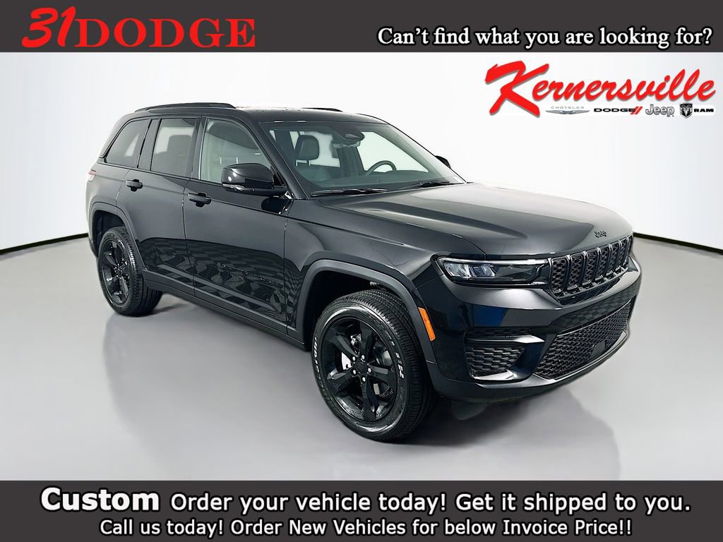 New 2025 Jeep Grand Cherokee Altitude AWD/4WD image 1