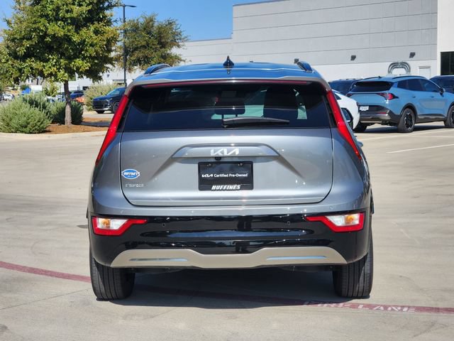 Certified 2024 Kia Niro Wind FWD image 6