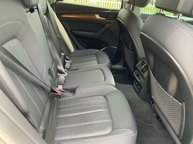 Used 2021 Audi Q5 2.0T Premium image 23