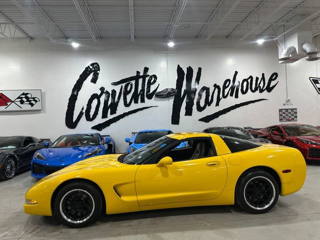 Used 2004 Chevrolet Corvette Coupe w/ Roof Package image 30
