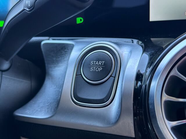 Certified 2023 Mercedes-Benz EQB 300 4MATIC w/ Exclusive Package image 28