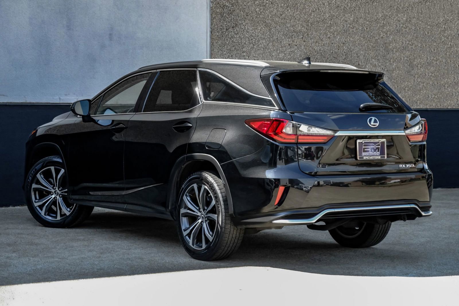 Used 2019 Lexus RX 350L FWD image 10