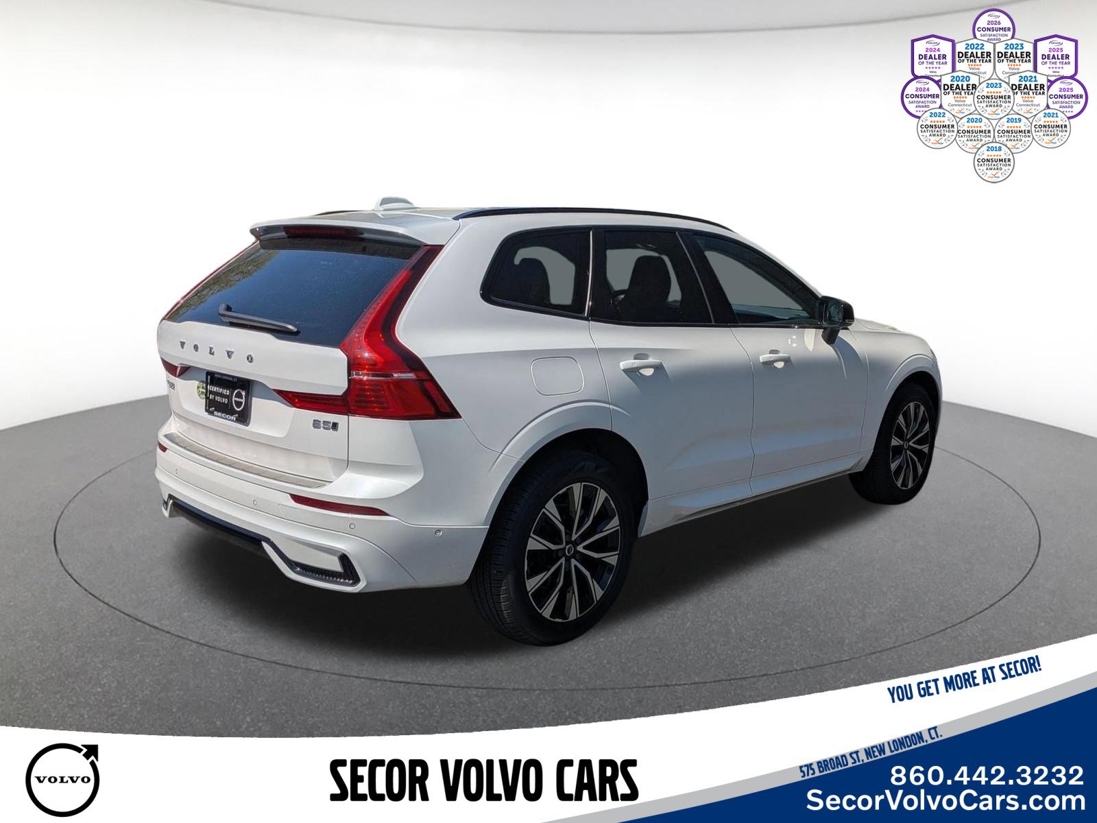Certified 2024 Volvo XC60 B5 Plus w/ Protection Package Premier AWD/4WD image 6