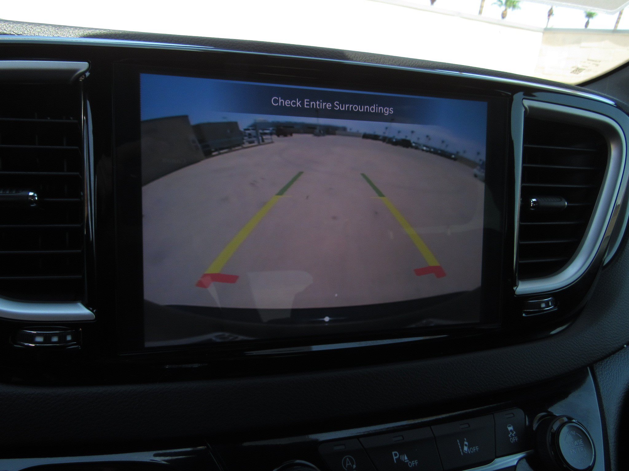 Used 2025 Chrysler Pacifica Select FWD image 20