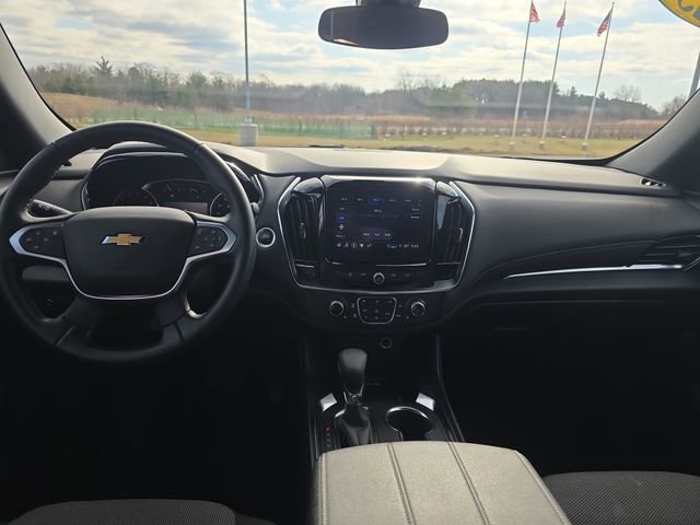 Used 2023 Chevrolet Traverse LT AWD/4WD image 13