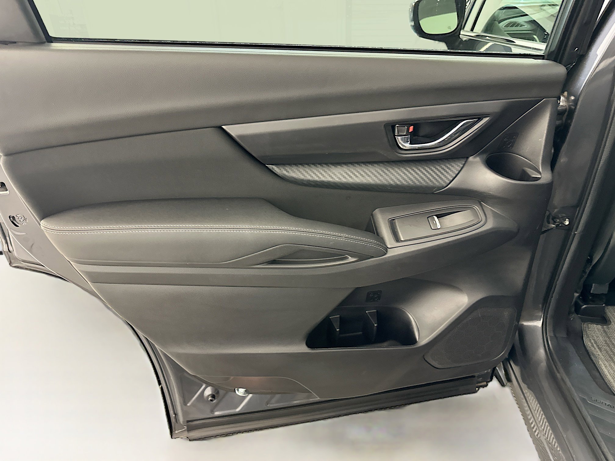 Used 2025 Subaru Ascent Premium image 26