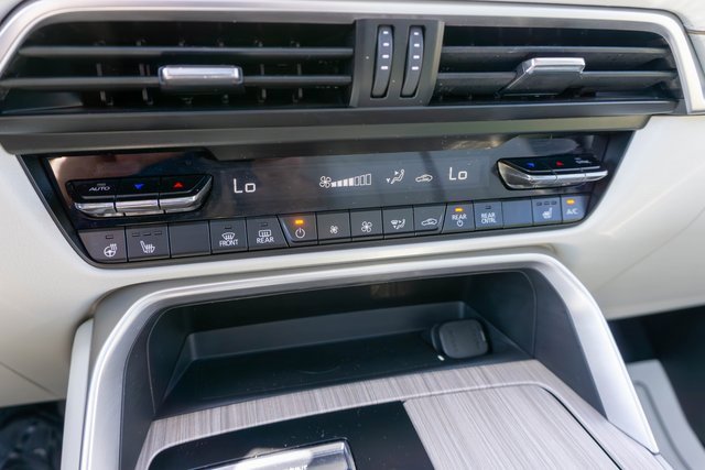 Used 2024 MAZDA CX-90 3.3 Turbo S w/ Premium Package image 33