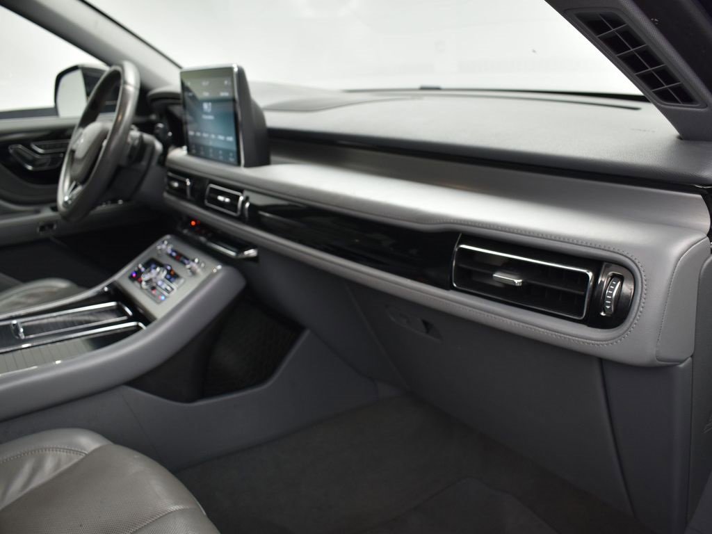 Used 2020 Lincoln Aviator Reserve w/ Class IV Trailer Tow Package image 25