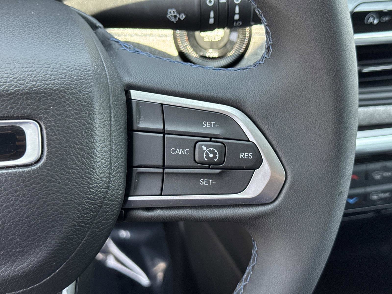 Certified 2022 Jeep Compass Latitude FWD image 9