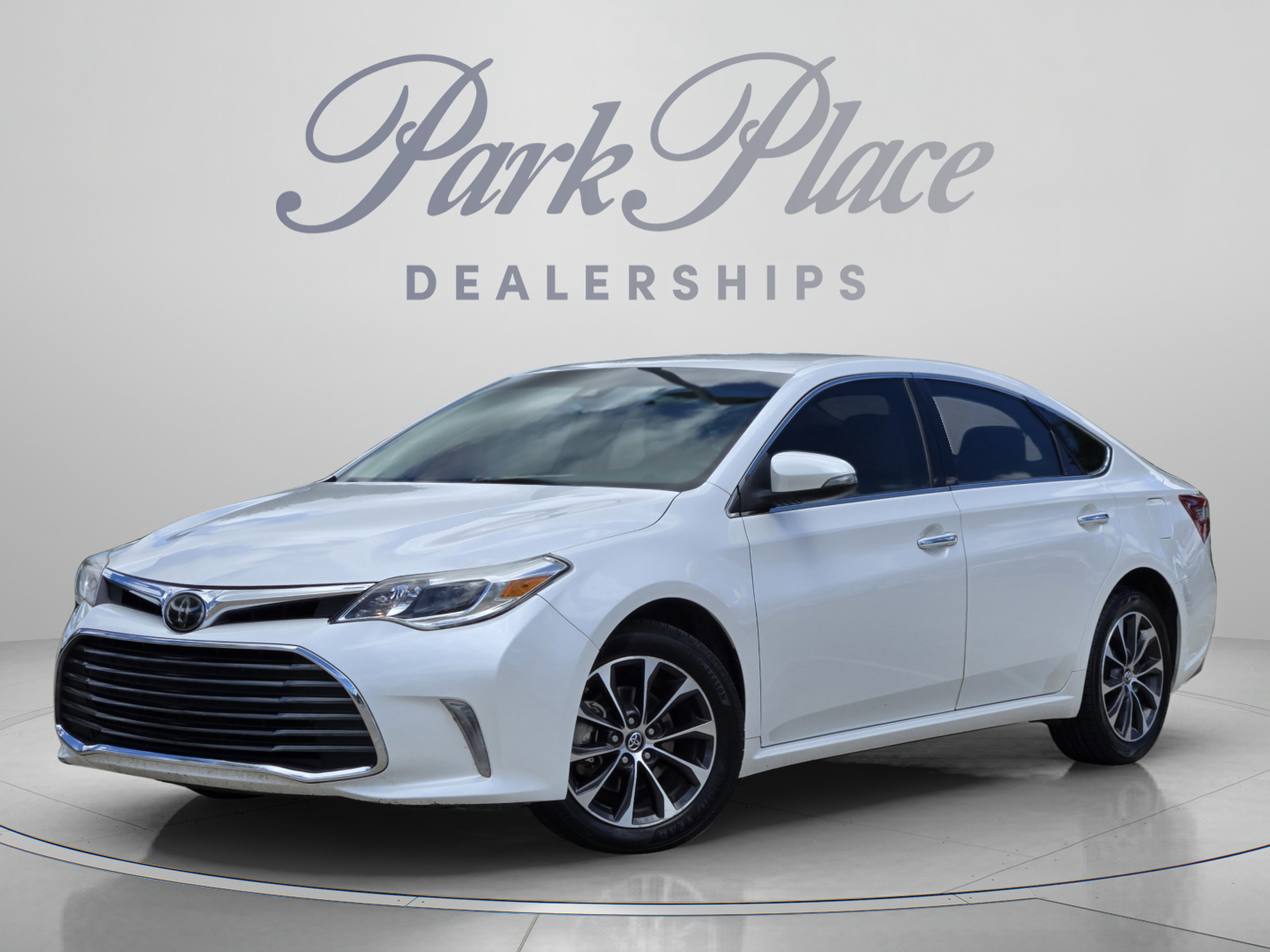 Used 2018 Toyota Avalon XLE