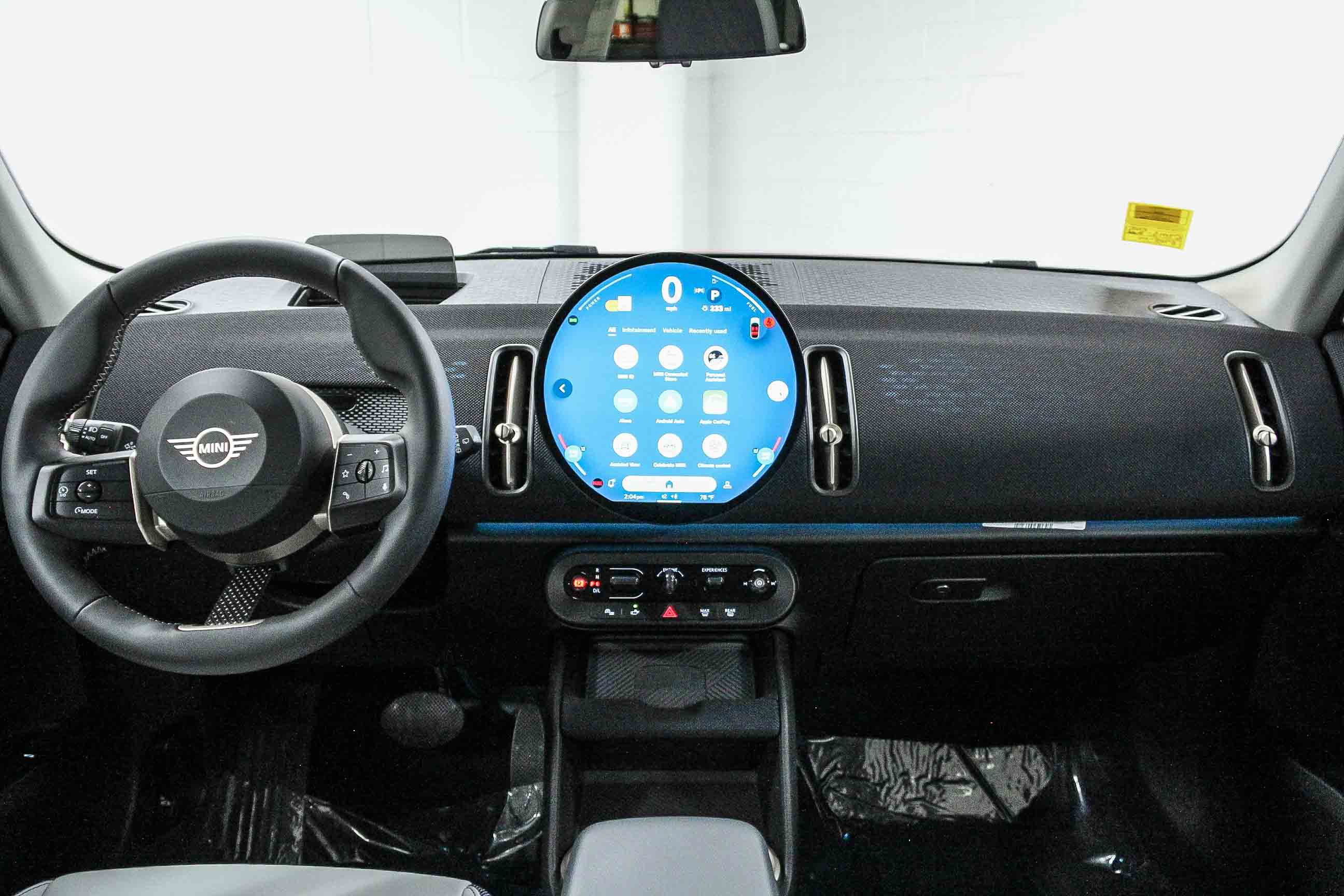 Used 2025 MINI Cooper Countryman S w/ Comfort Package Max image 13