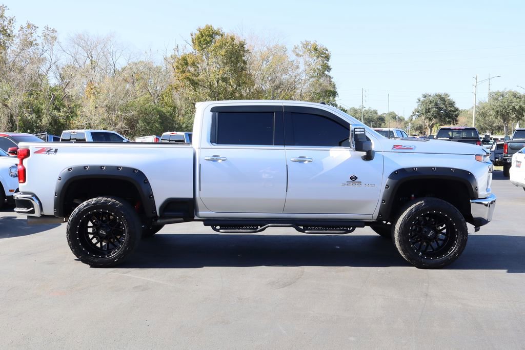 Used 2020 Chevrolet Silverado 2500 LTZ w/ Technology Package image 9
