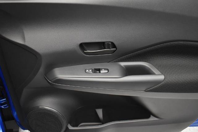 Certified 2025 Nissan Kicks Play S FWD image 22