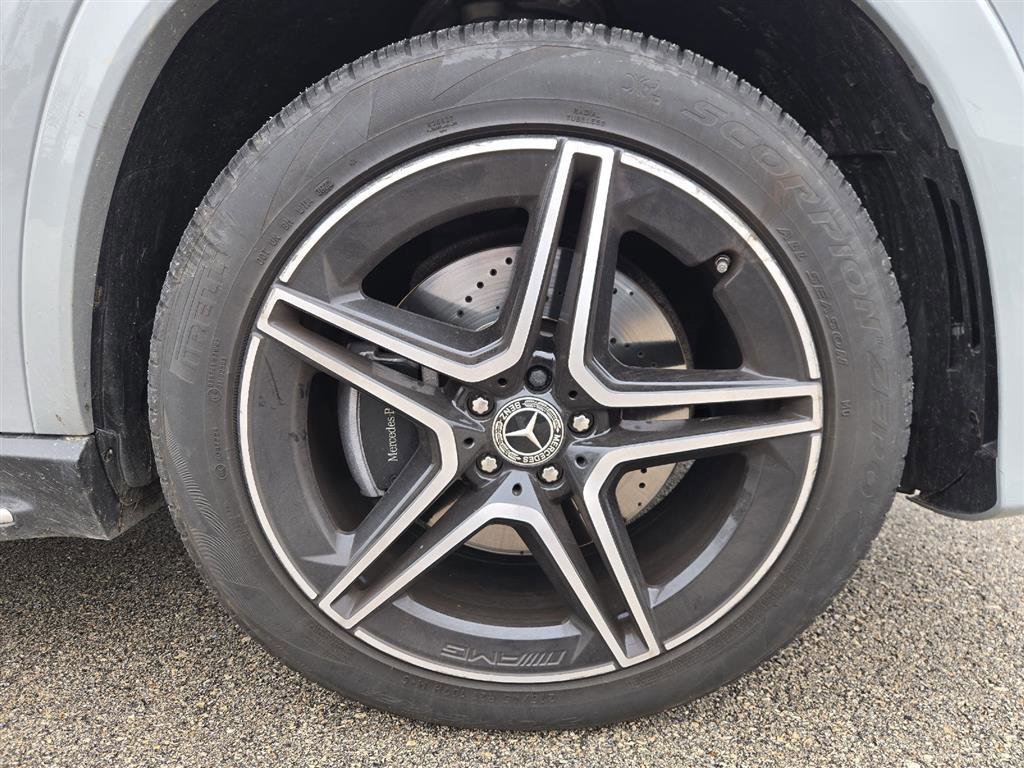 Used 2024 Mercedes-Benz GLS 450 4MATIC image 16