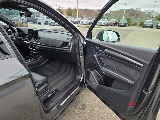 Used 2023 Audi SQ5 Premium Plus w/ Premium Plus Package image 12
