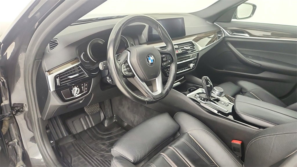 Used 2019 BMW 540i image 14