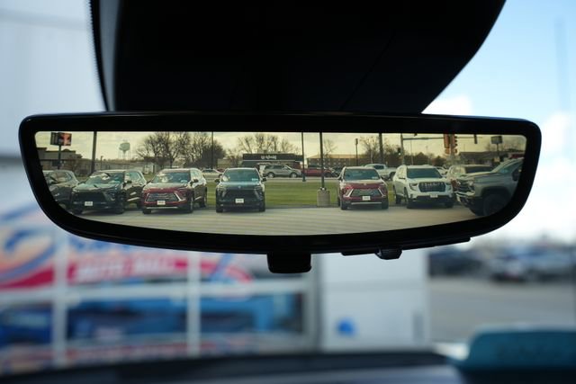 Used 2025 Chevrolet Silverado 1500 High Country w/ Technology Package image 30