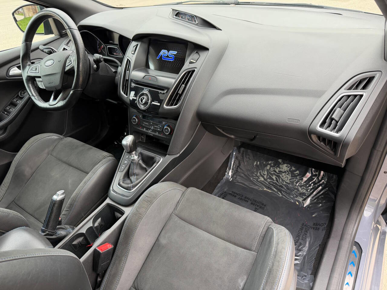 Used 2017 Ford Focus RS AWD/4WD image 30