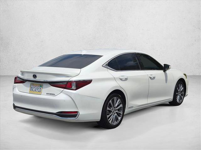 Used 2020 Lexus ES 300h w/ Premium Package FWD image 5