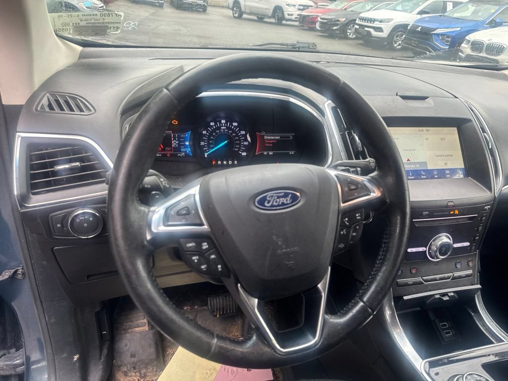 Used 2019 Ford Edge Titanium w/ Equipment Group 301A AWD/4WD image 13