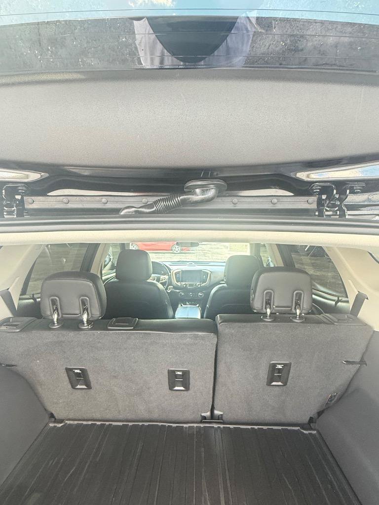 Used 2019 GMC Terrain Denali w/ Advanced Safety Package FWD image 22