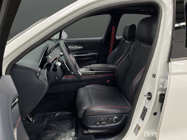 Used 2025 Genesis GV70 3.5T Sport w/ Sport Prestige Package image 4