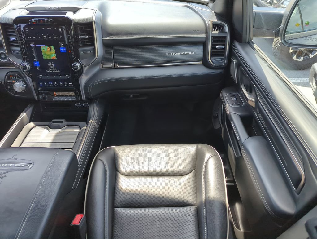 Used 2021 RAM 1500 Limited w/ Night Edition image 16