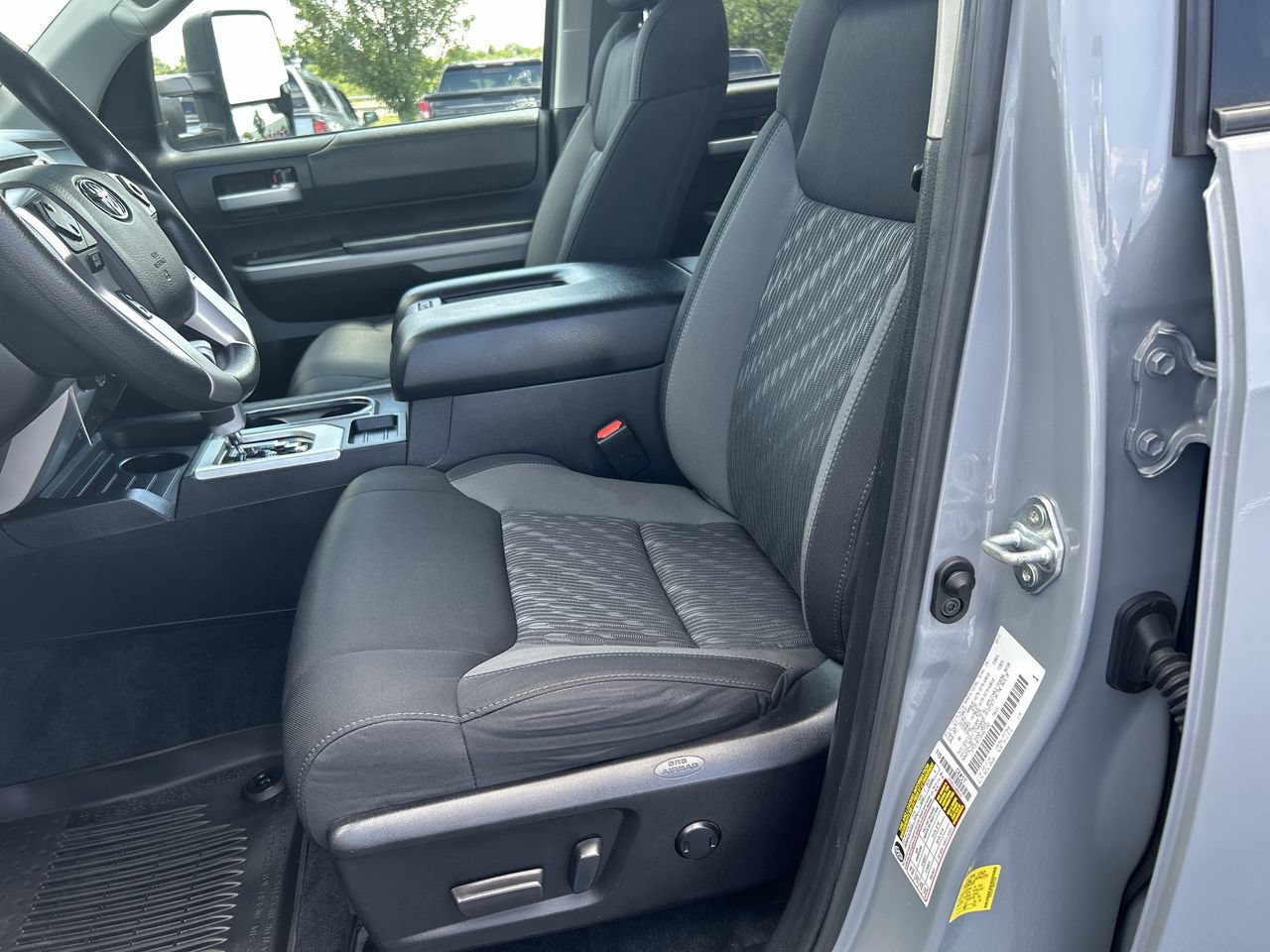 Used 2021 Toyota Tundra SR5 AWD/4WD image 23