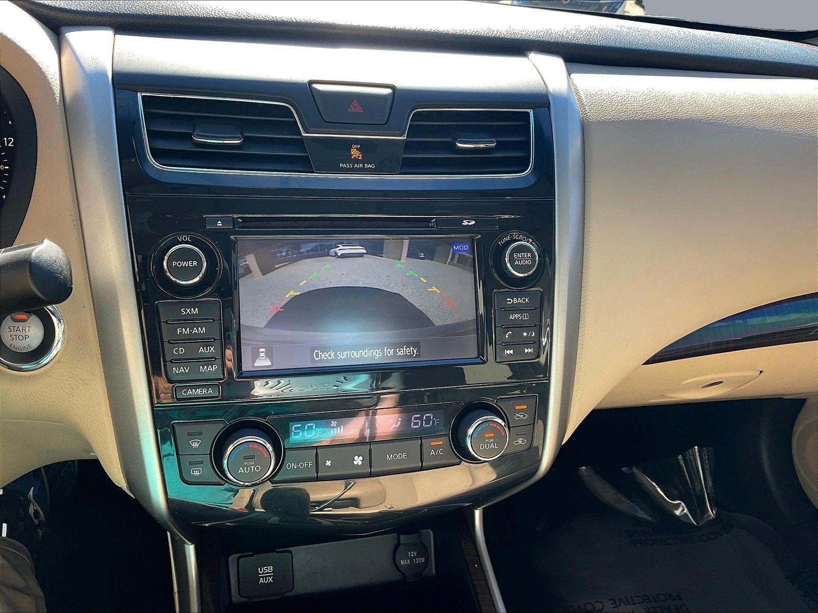 Used 2015 Nissan Altima 3.5 SL FWD image 16
