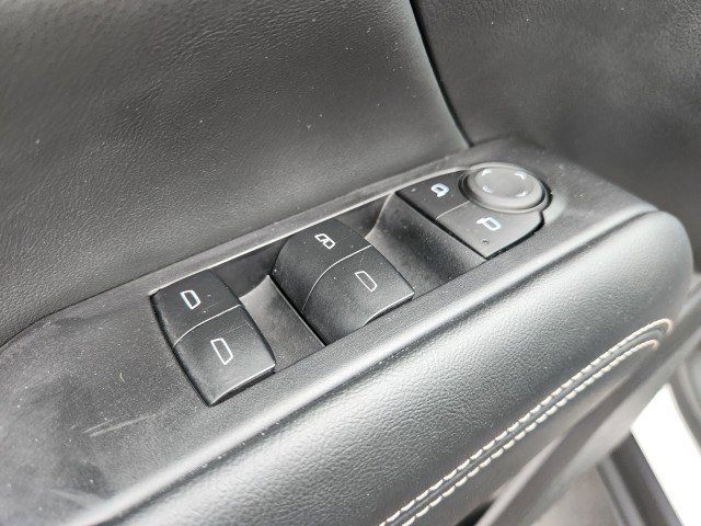 Used 2025 GMC Terrain Elevation image 31