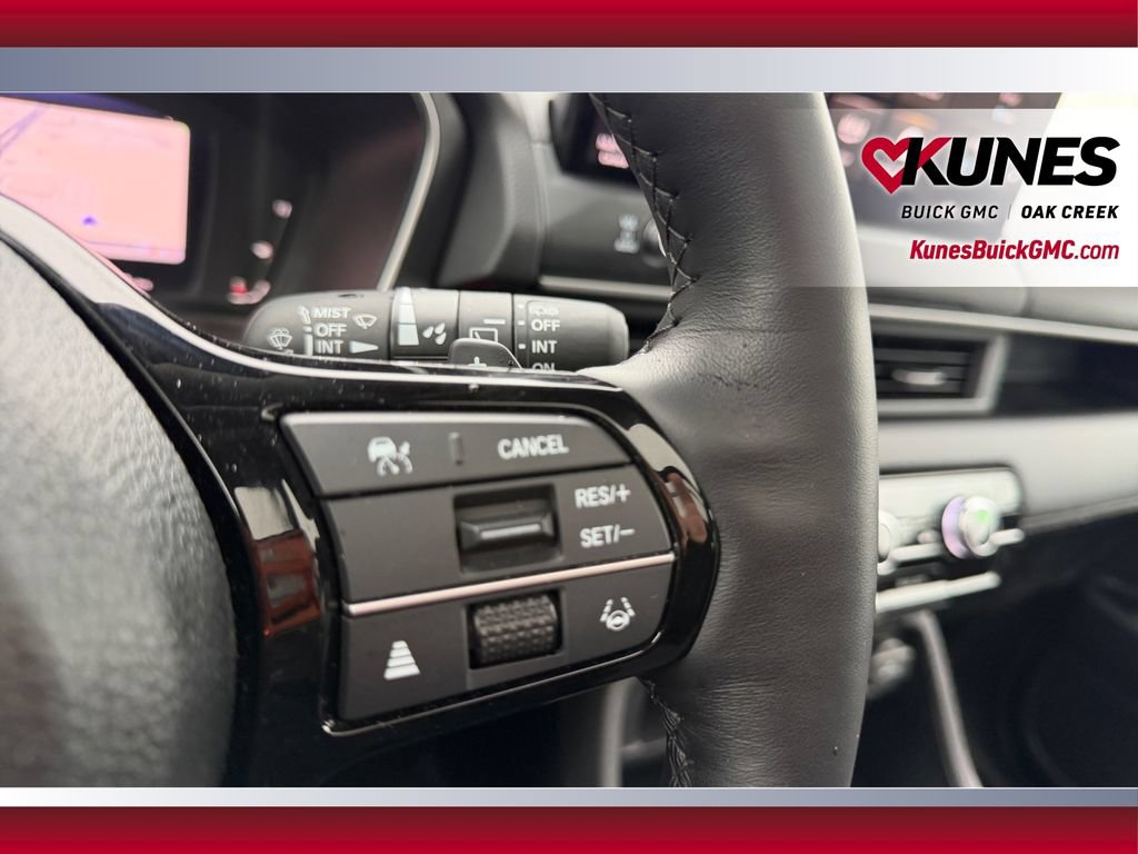 Used 2026 Honda Pilot Touring image 18