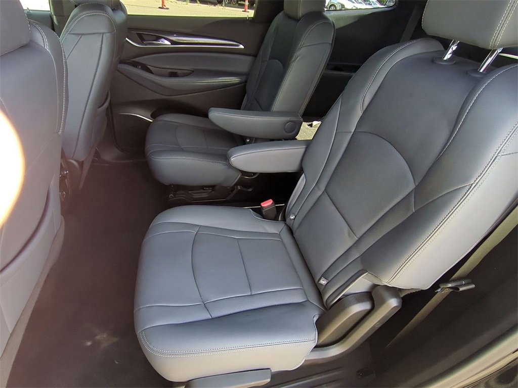 Certified 2023 Buick Enclave Essence image 23