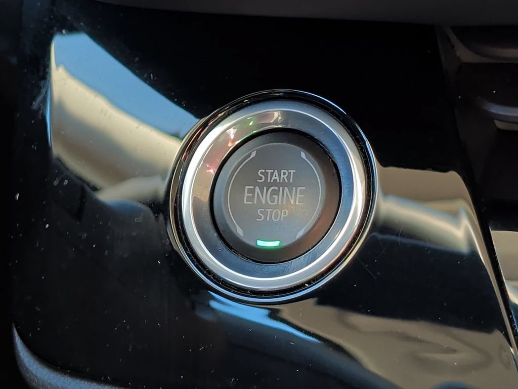 Used 2024 Buick Envision Preferred AWD/4WD image 26