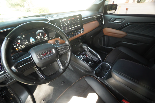 Used 2024 GMC Canyon AT4 w/ AT4 Premium Package AWD/4WD image 25