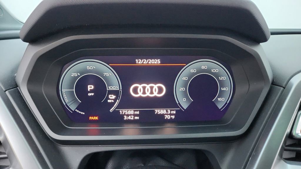 Used 2024 Audi Q4 e-tron Premium w/ Convenience Package image 28