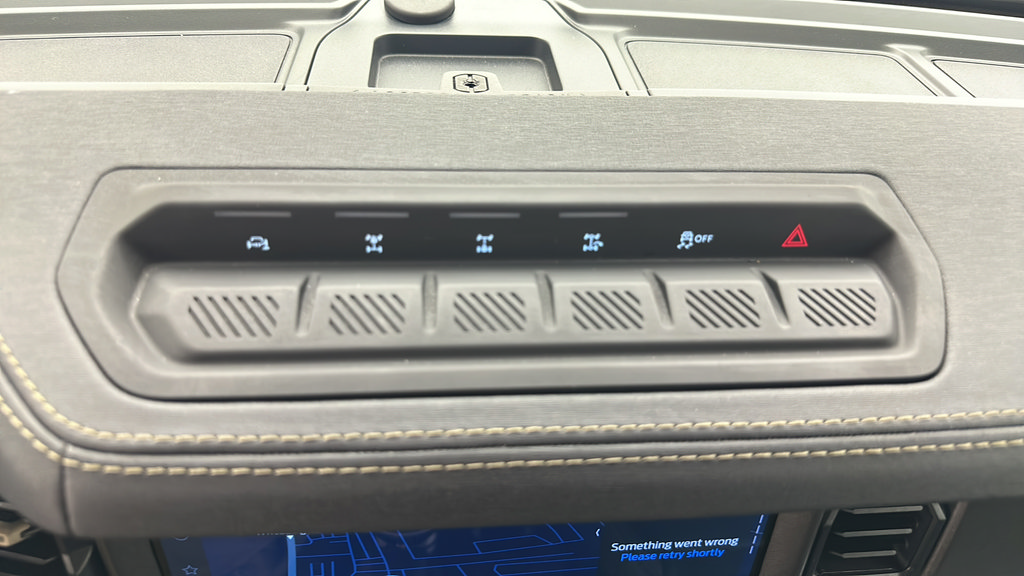 Used 2025 Ford Bronco Badlands AWD/4WD image 23