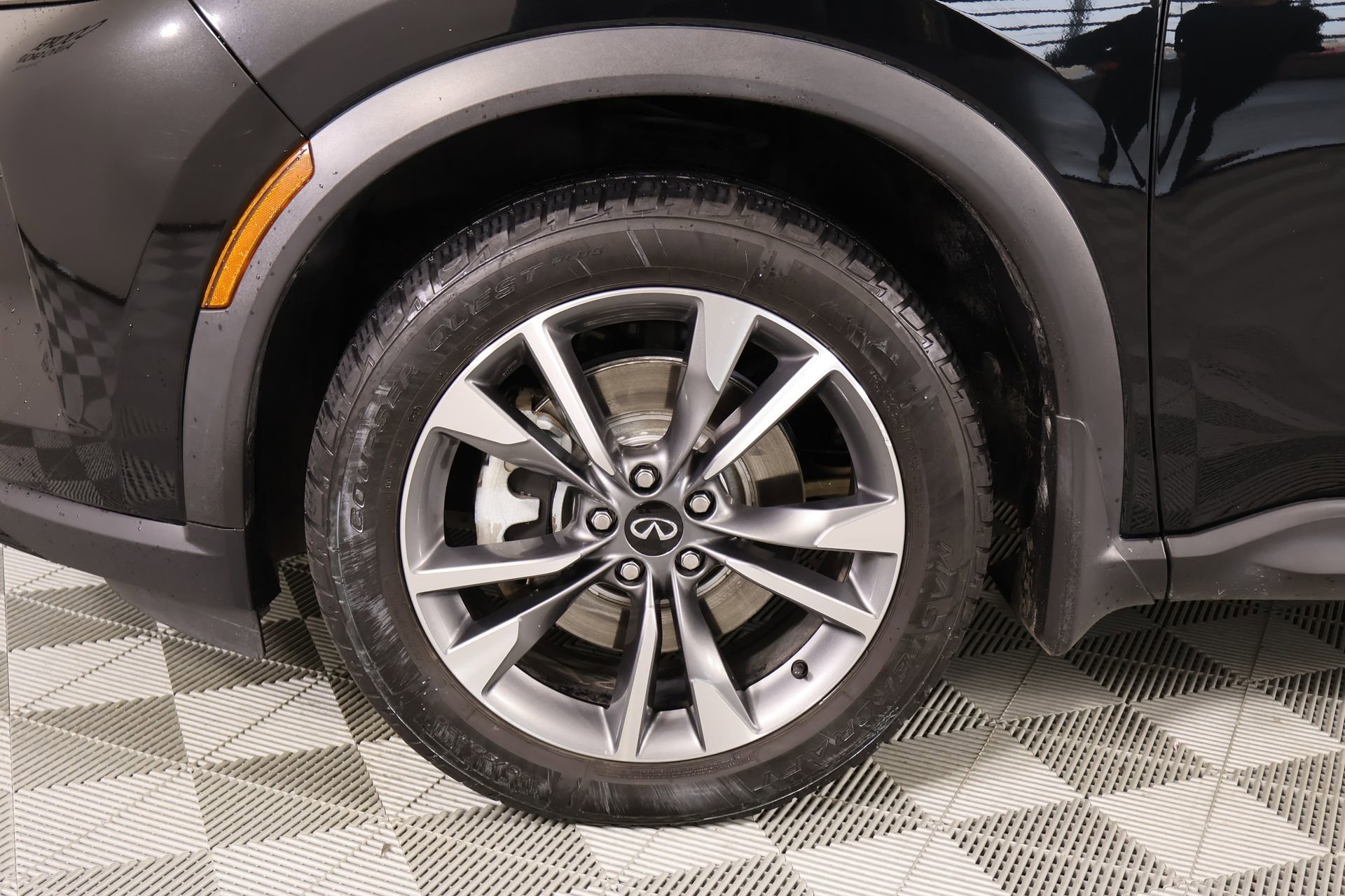 Used 2023 INFINITI QX60 Luxe AWD/4WD image 19