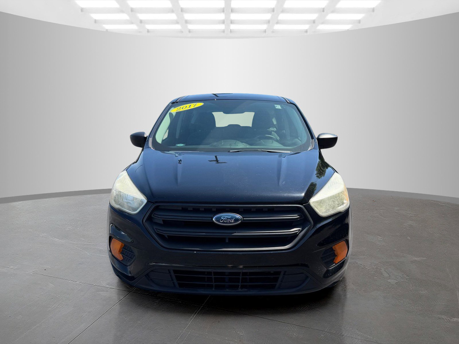 Used 2017 Ford Escape S FWD image 2